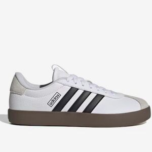 Adidas Women’s VL Court 3.0 Sneaker. Size 9.5
